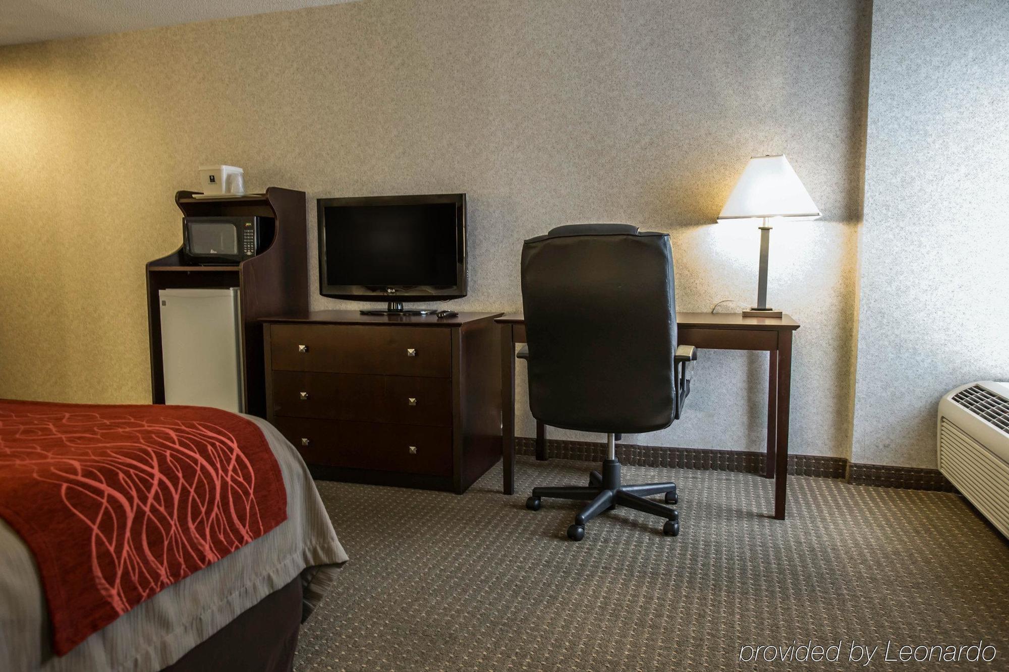 Comfort Inn Convention Center-Chicago O'Hare Airport Des Plaines Bagian luar foto
