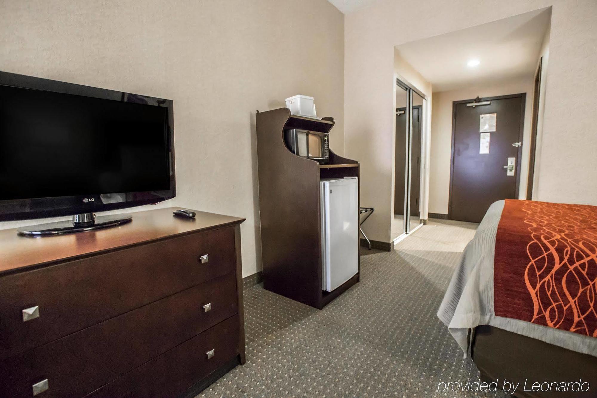 Comfort Inn Convention Center-Chicago O'Hare Airport Des Plaines Bagian luar foto